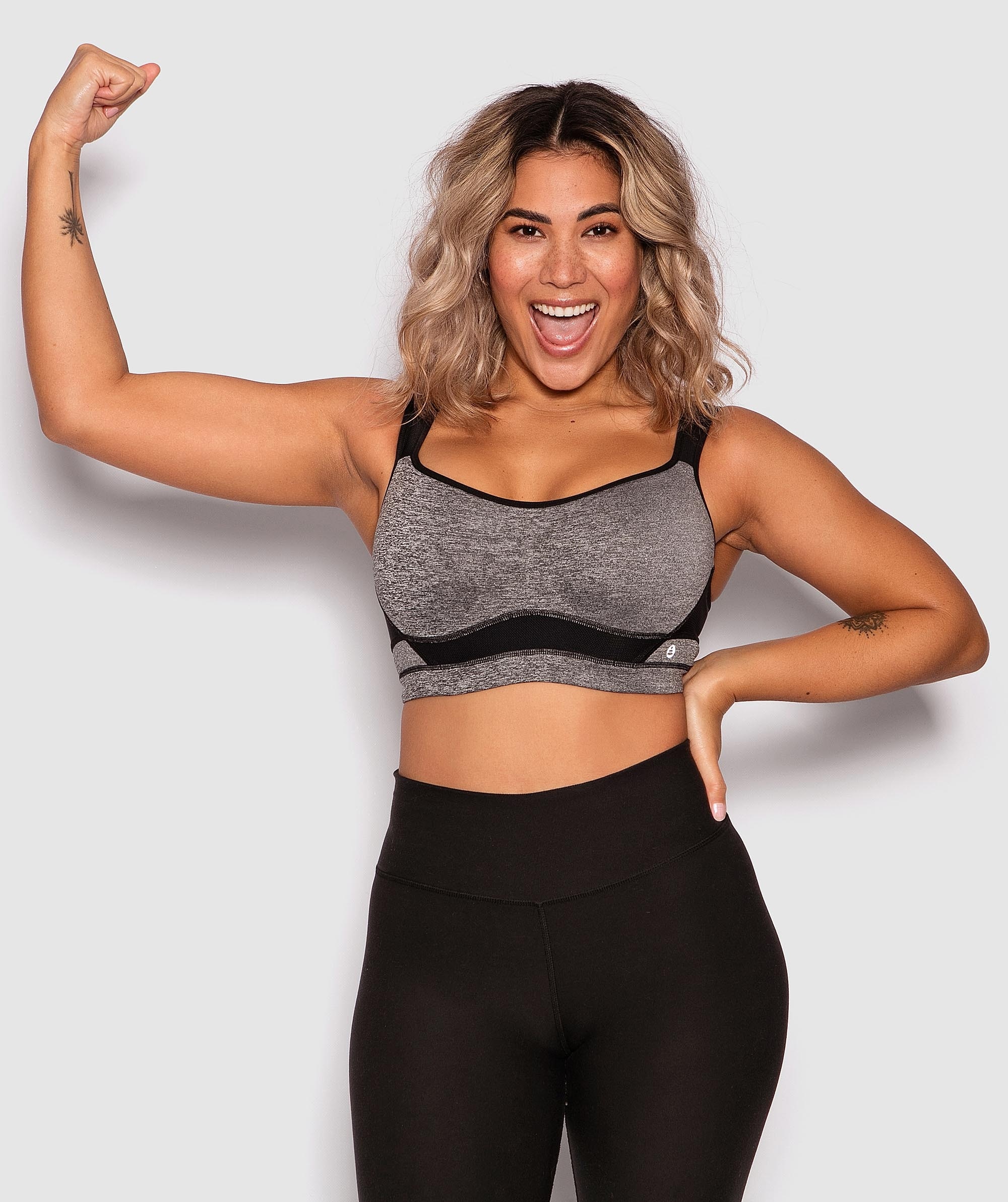 Cool It Contour Underwire Sports Bra - Grey/Black