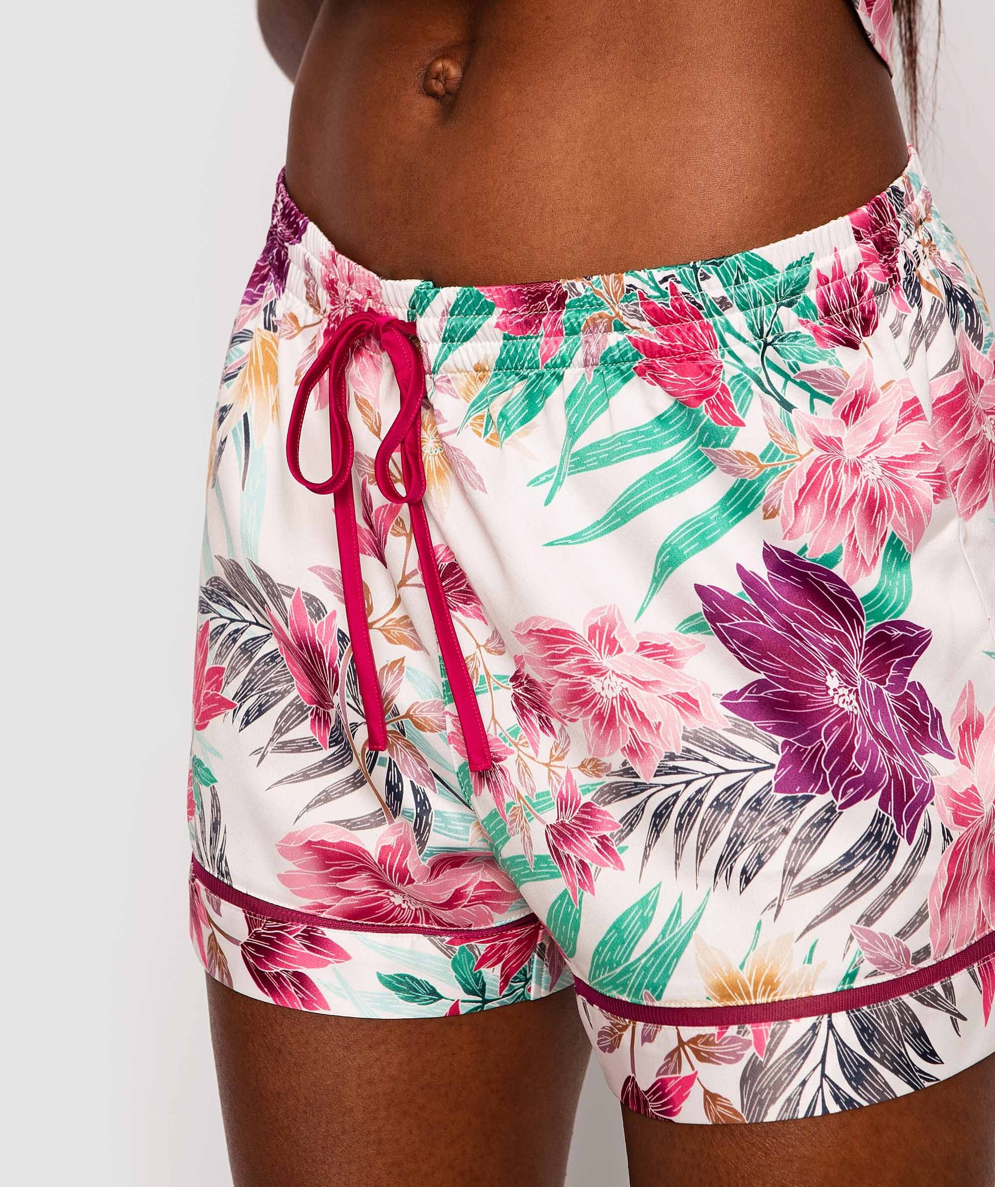 Fuchsia Dreams Print Shorts - Floral Print 