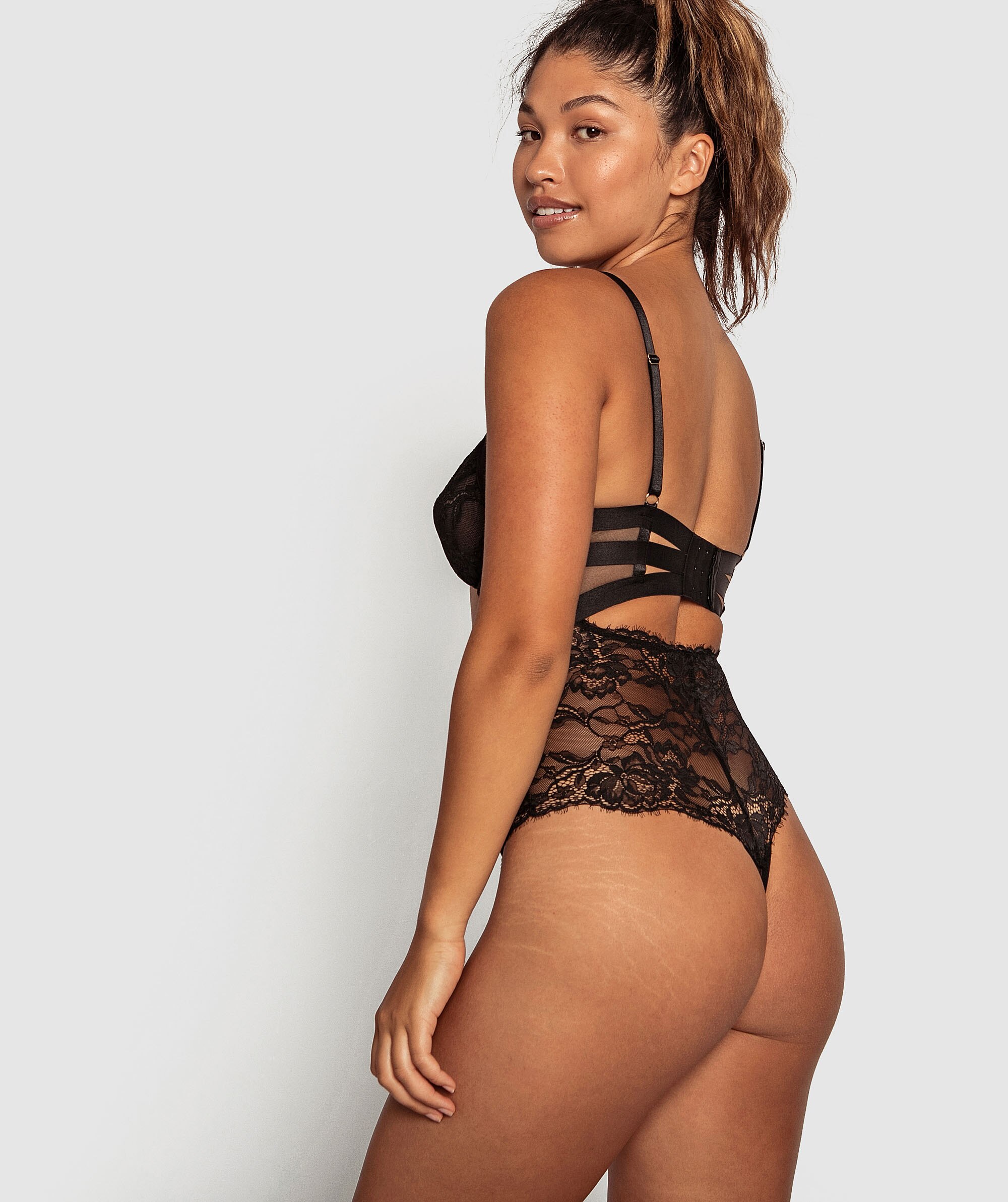 Night Games Good Vibes Softcup Bodysuit - Black
