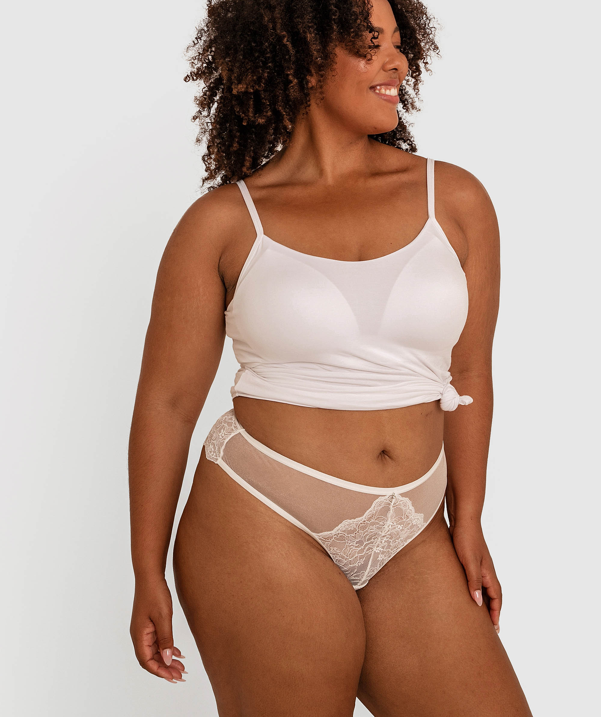 Azaylia V String - Ivory