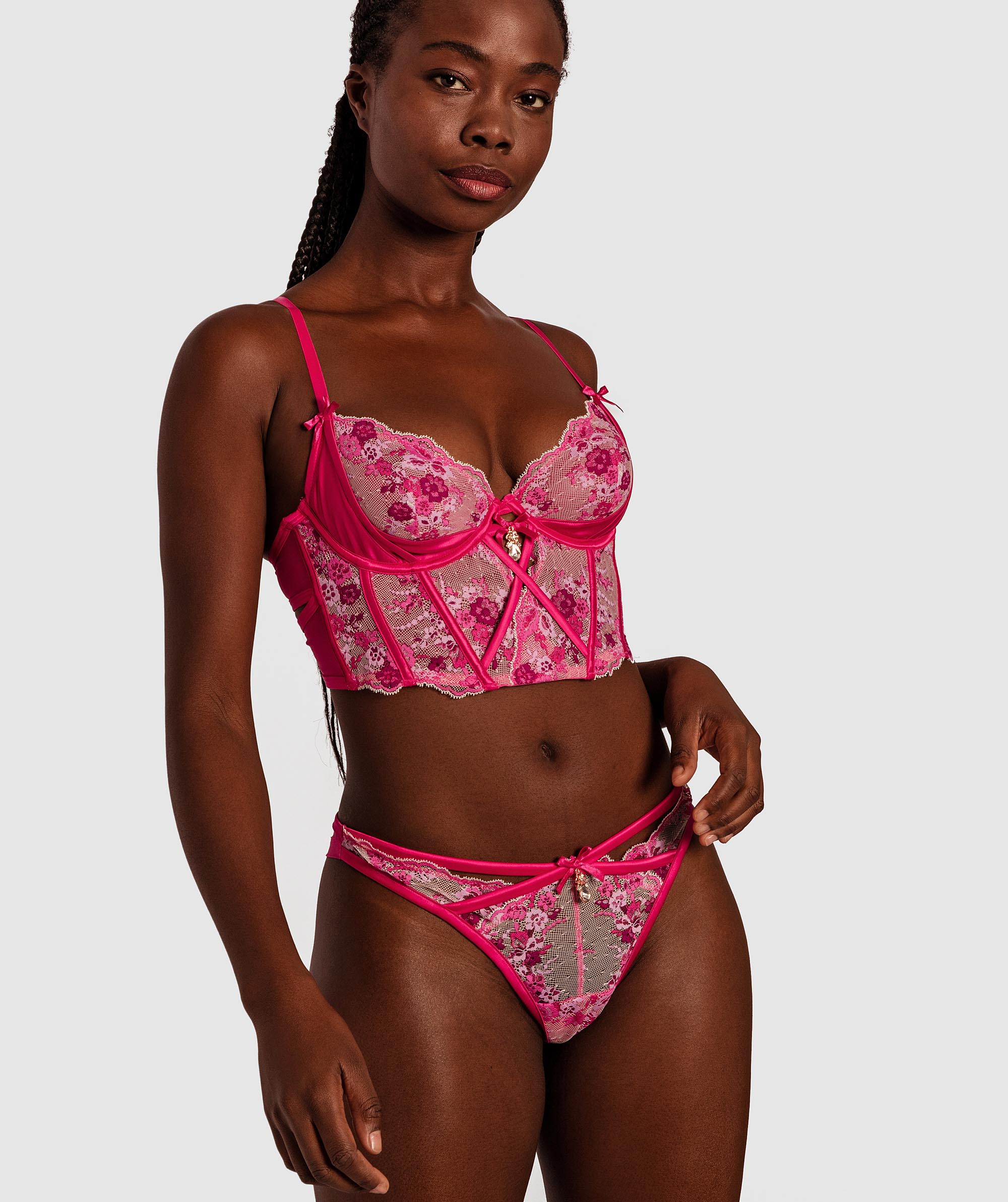 Sexy Lingerie | Enchanted Perpetual Femininity Plunge Corset | Beanstalk Single Mums
