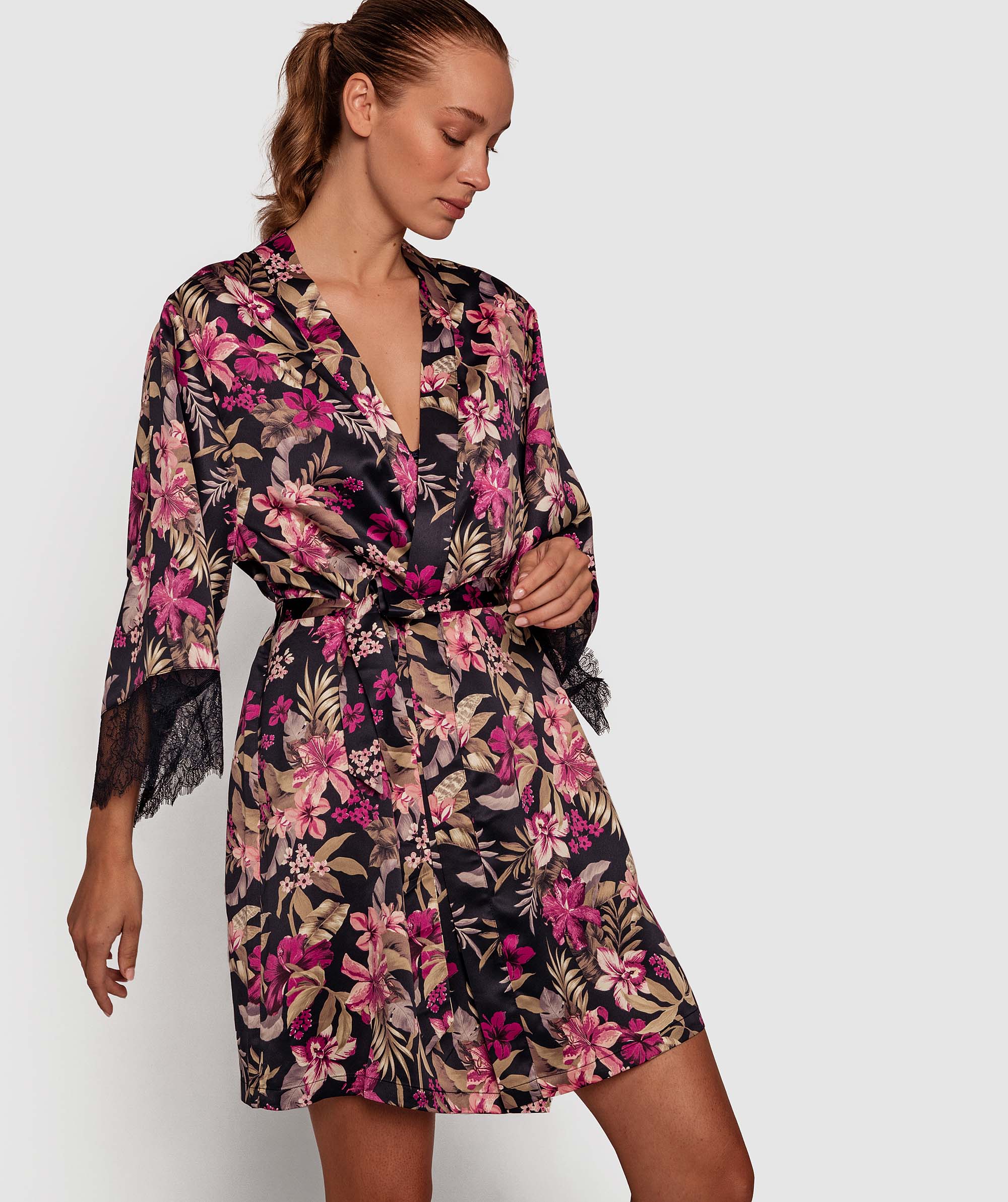 Daphne Print Wrap - Floral Print 