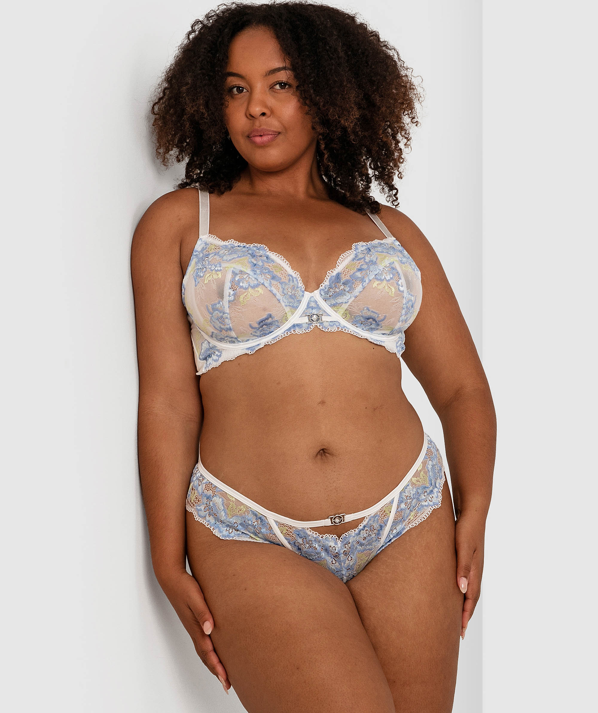Mandy Full Cup Plunge Underwire Bra - White