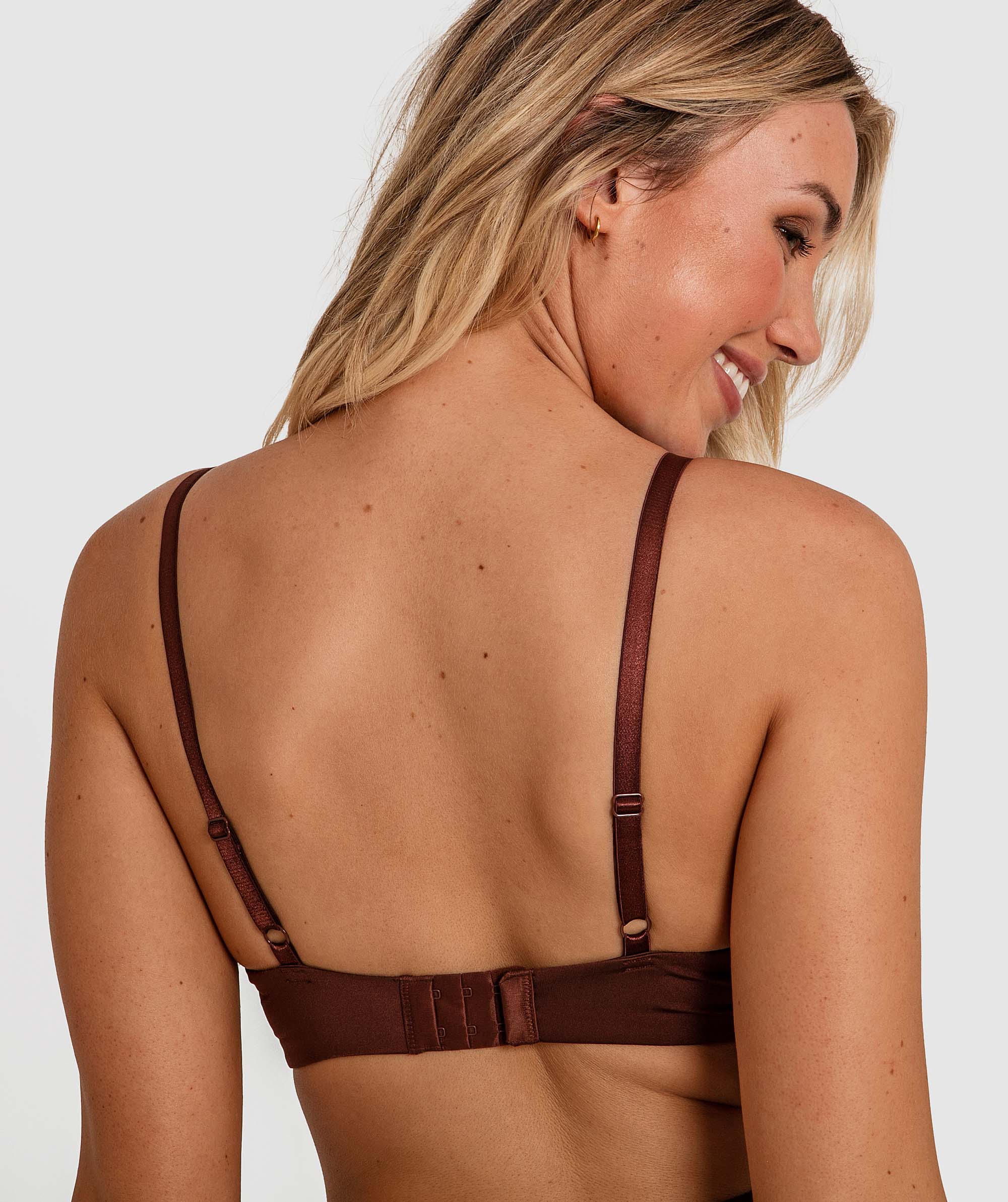 Cadence Contour Plunge Bra - Nude 6