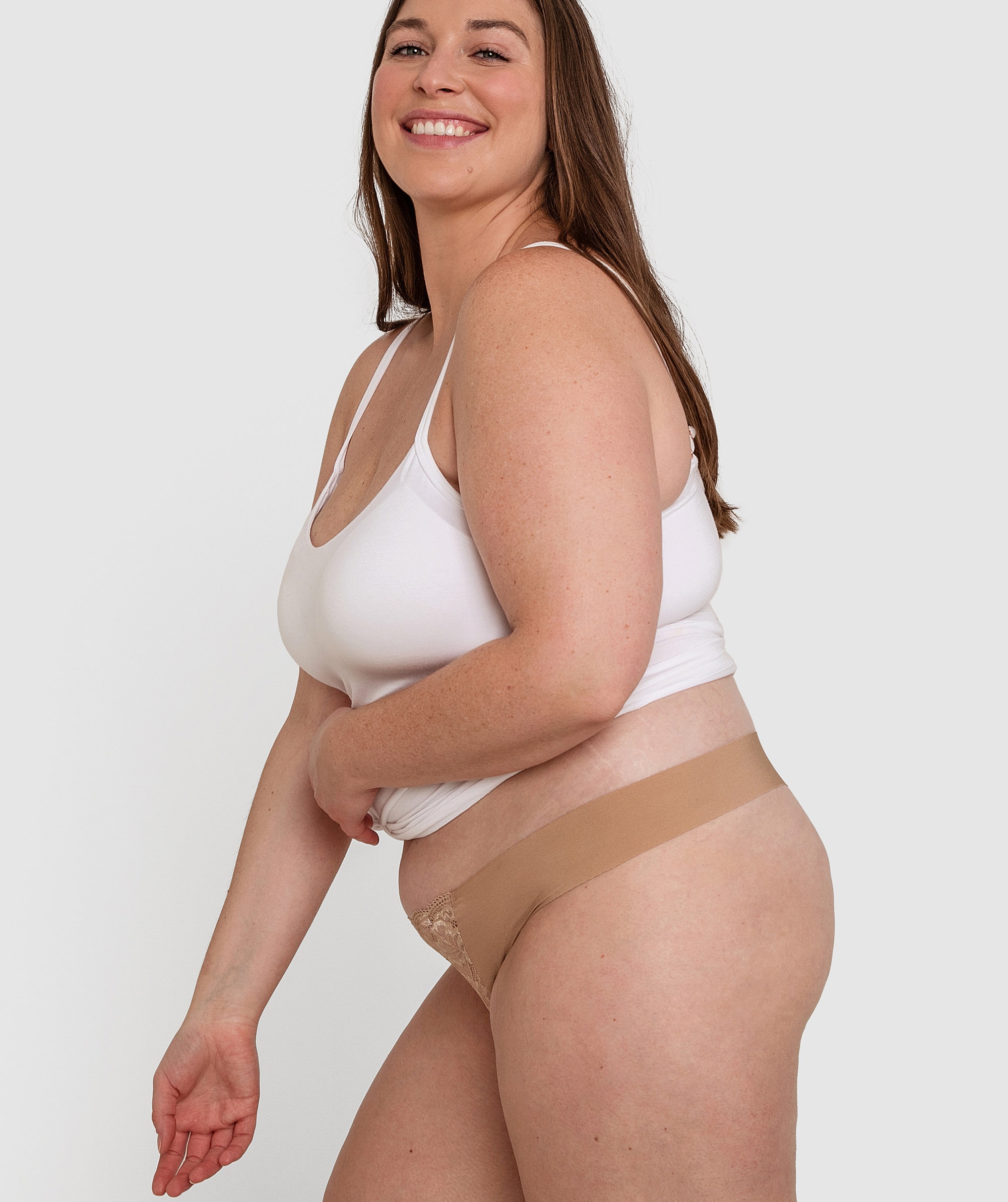 Smooth Comfort Lace 2.0 V String - Nude 3