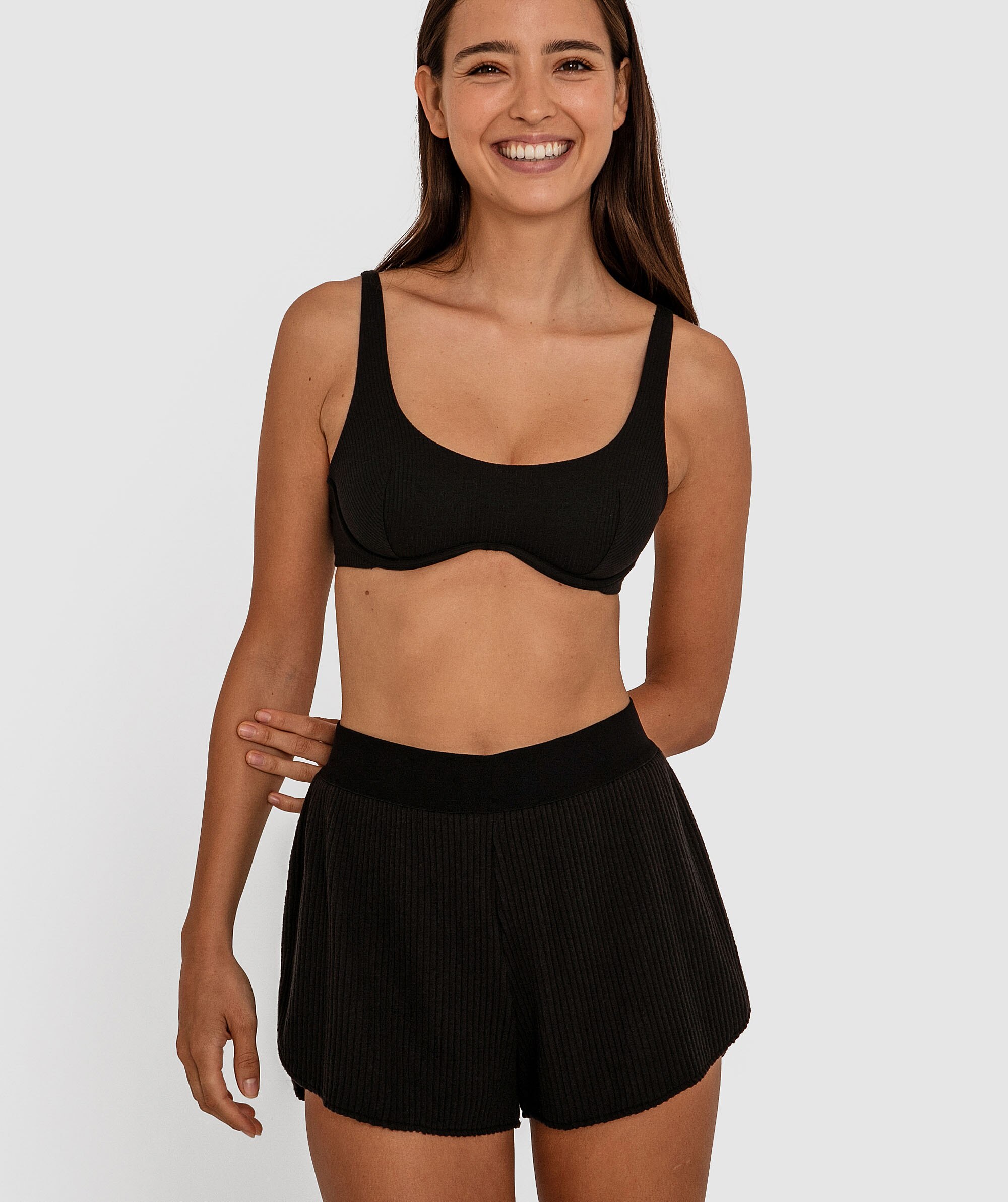 Billie Short - Black