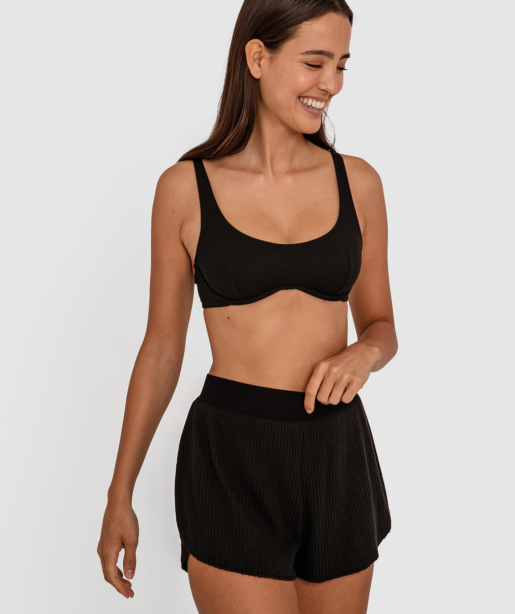 Billie Short - Black
