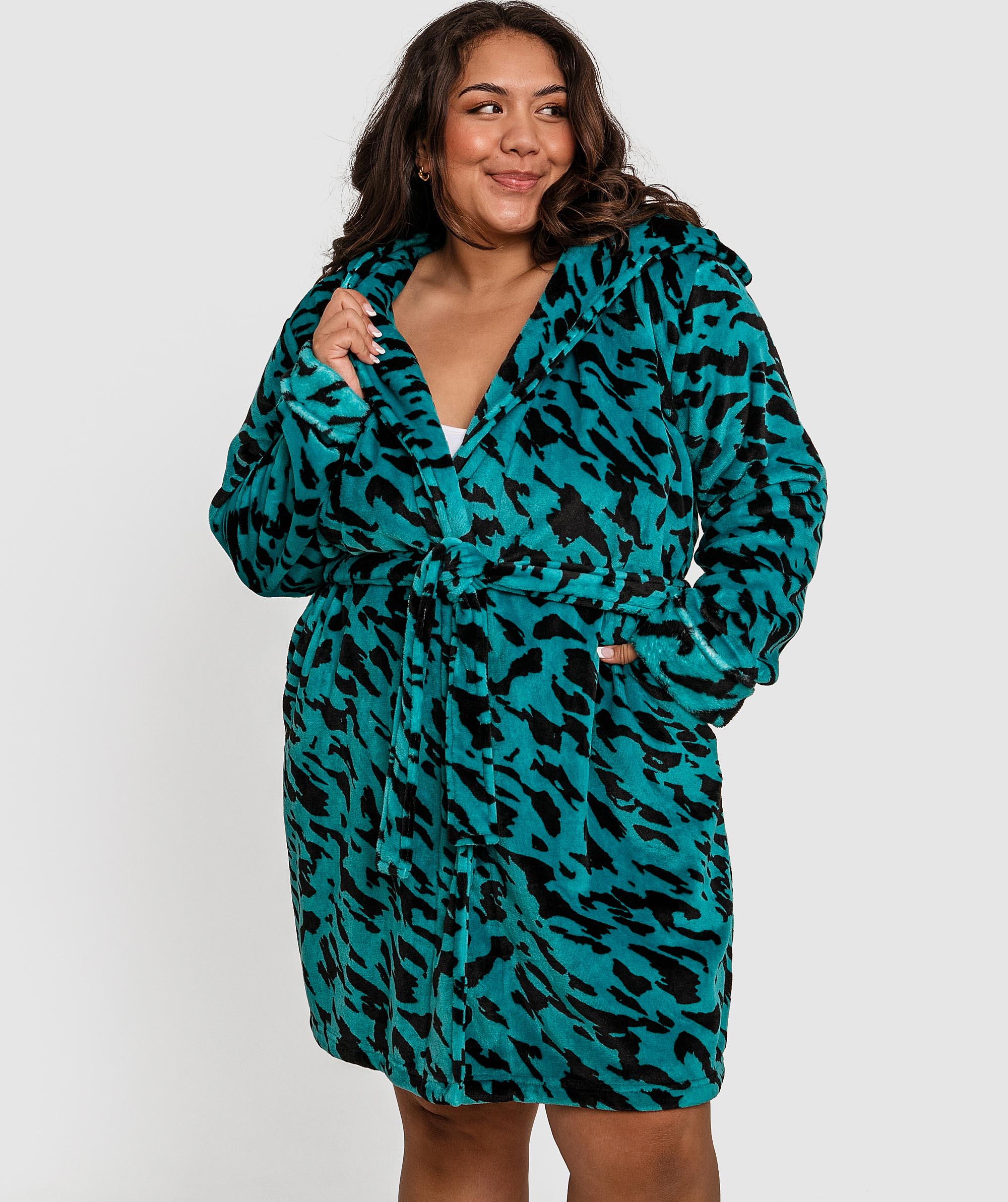 Zuri Short Gown - Print Animal