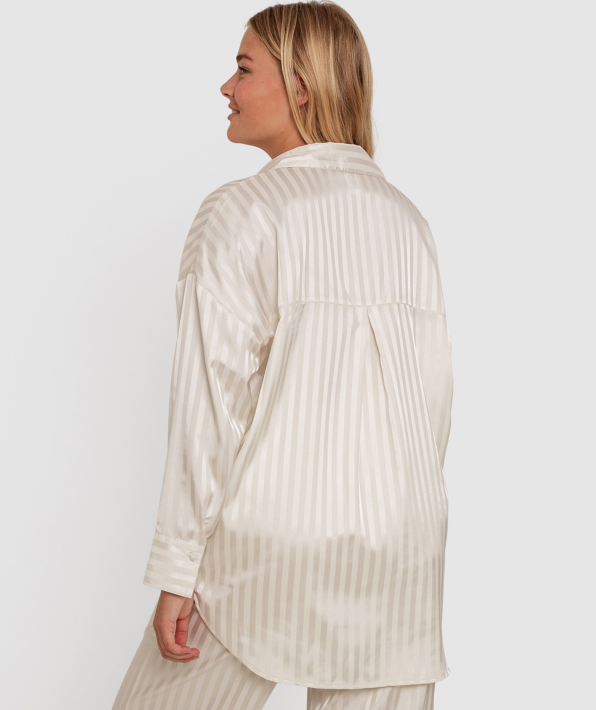 Raven Long Sleeve - Eggshell