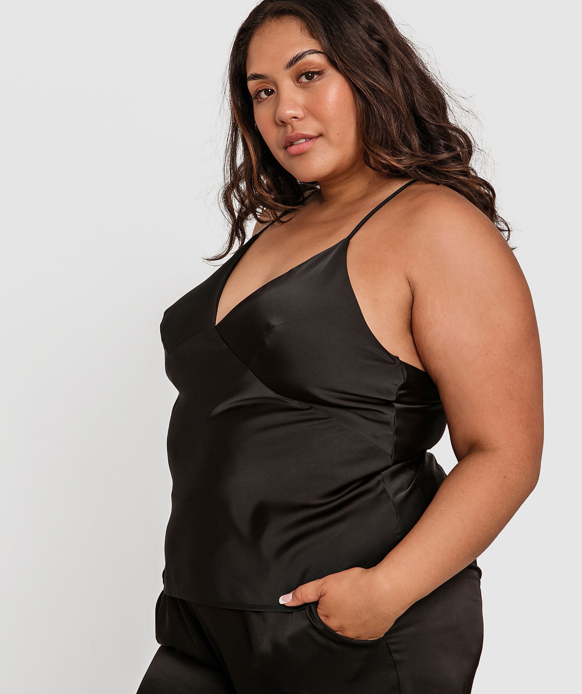 Tina Cami - Black