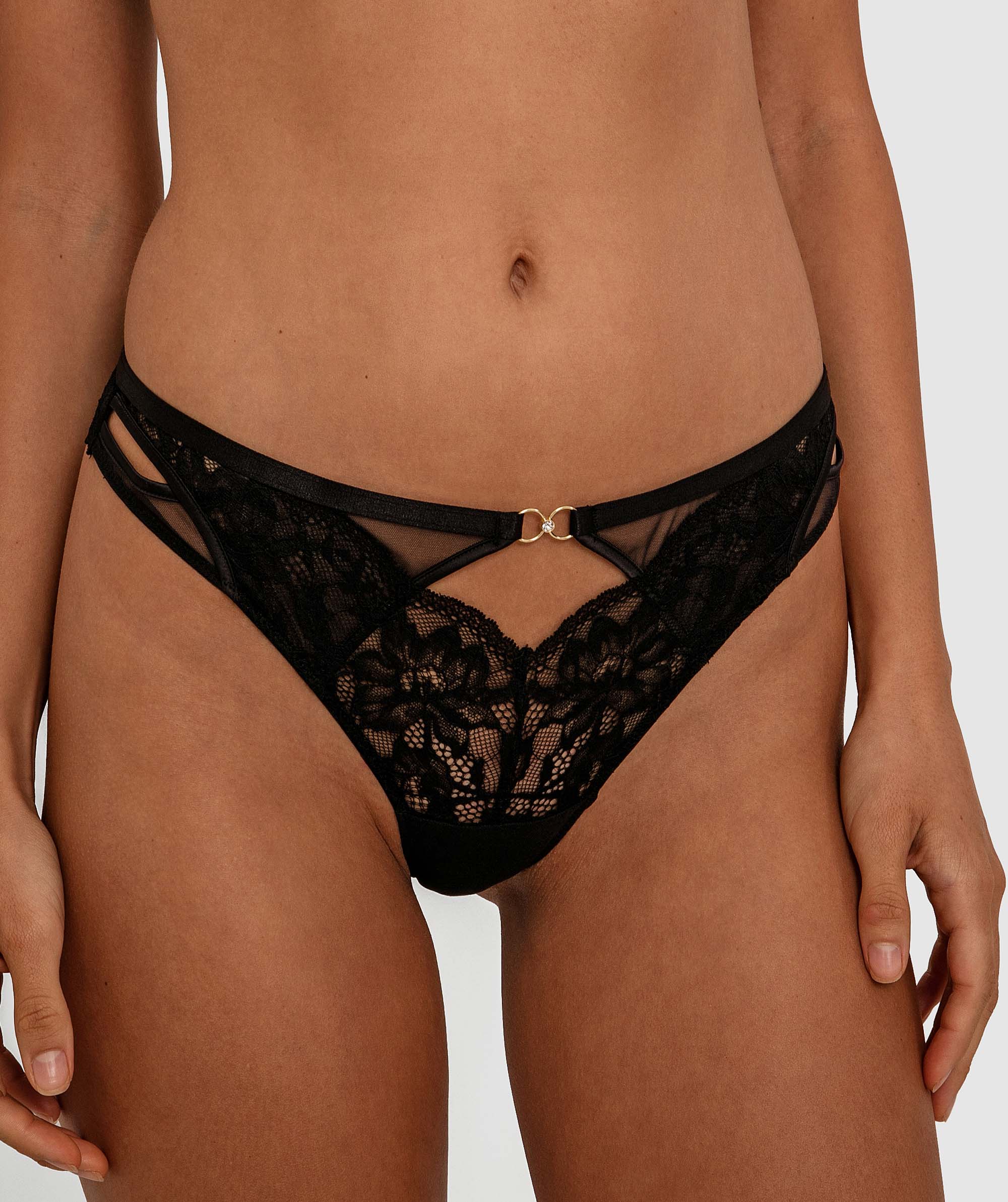Breeze V String - Black