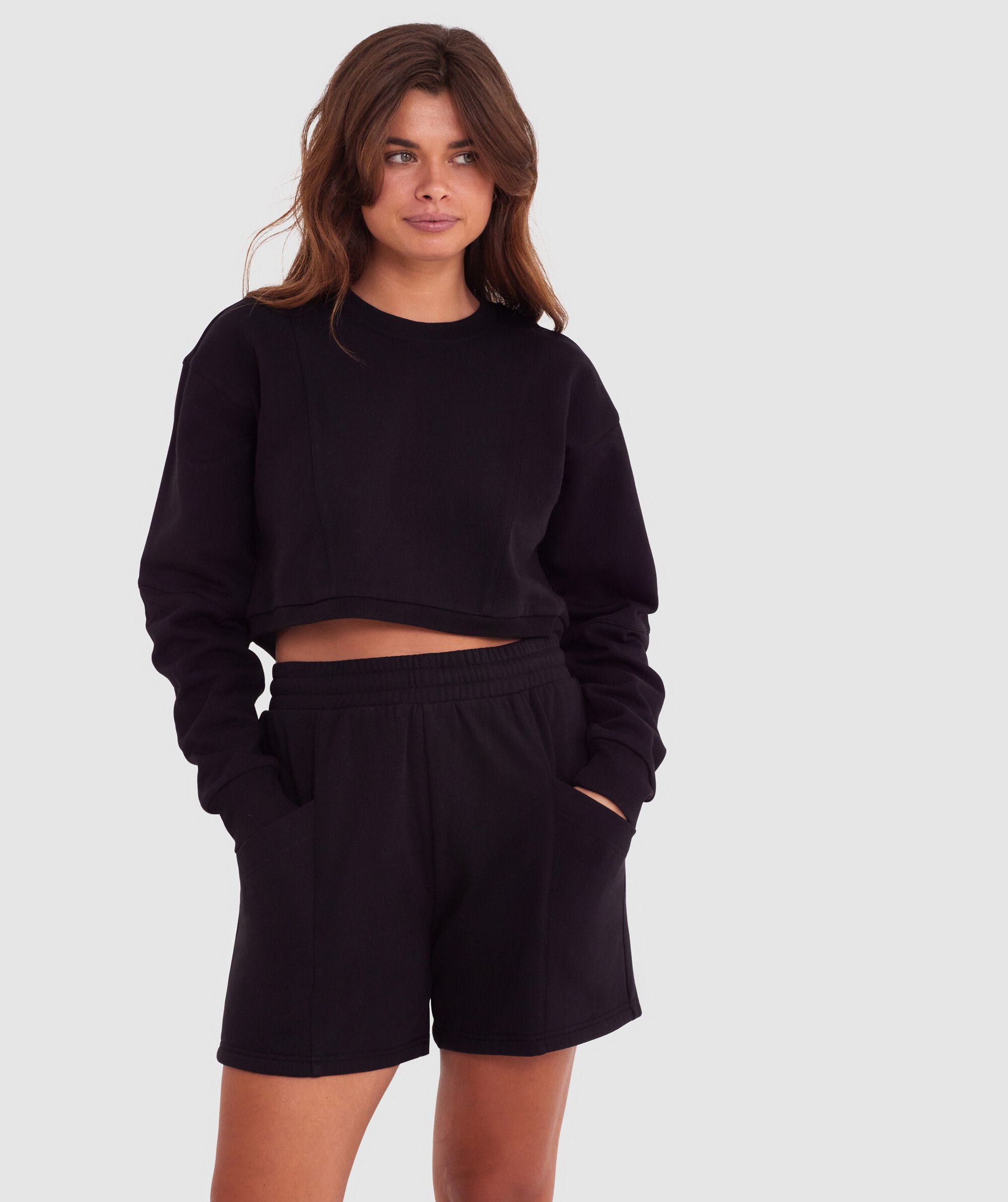 Unwnd Crop Jumper - Black