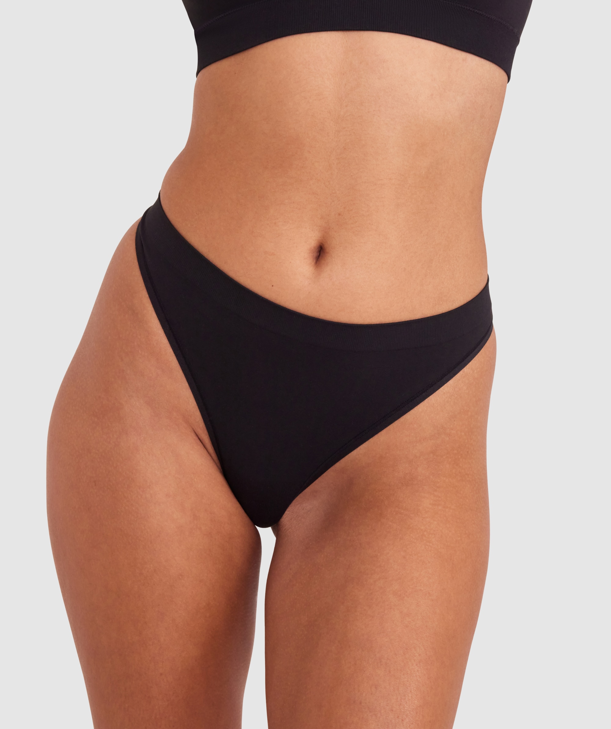 KAISS BLACK BODYSUIT