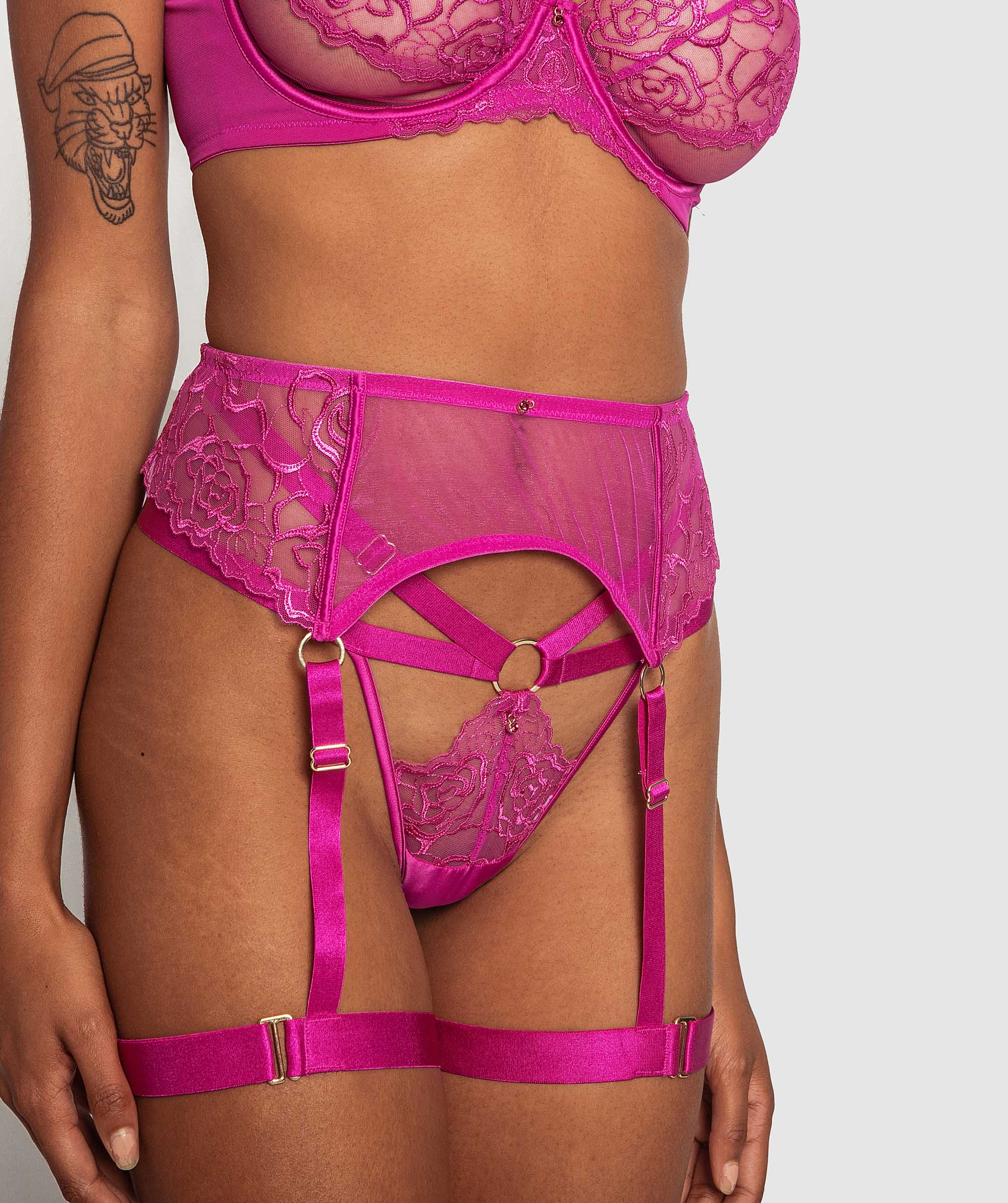 Night Games Curvalicious Suspender - Fuchsia Pink