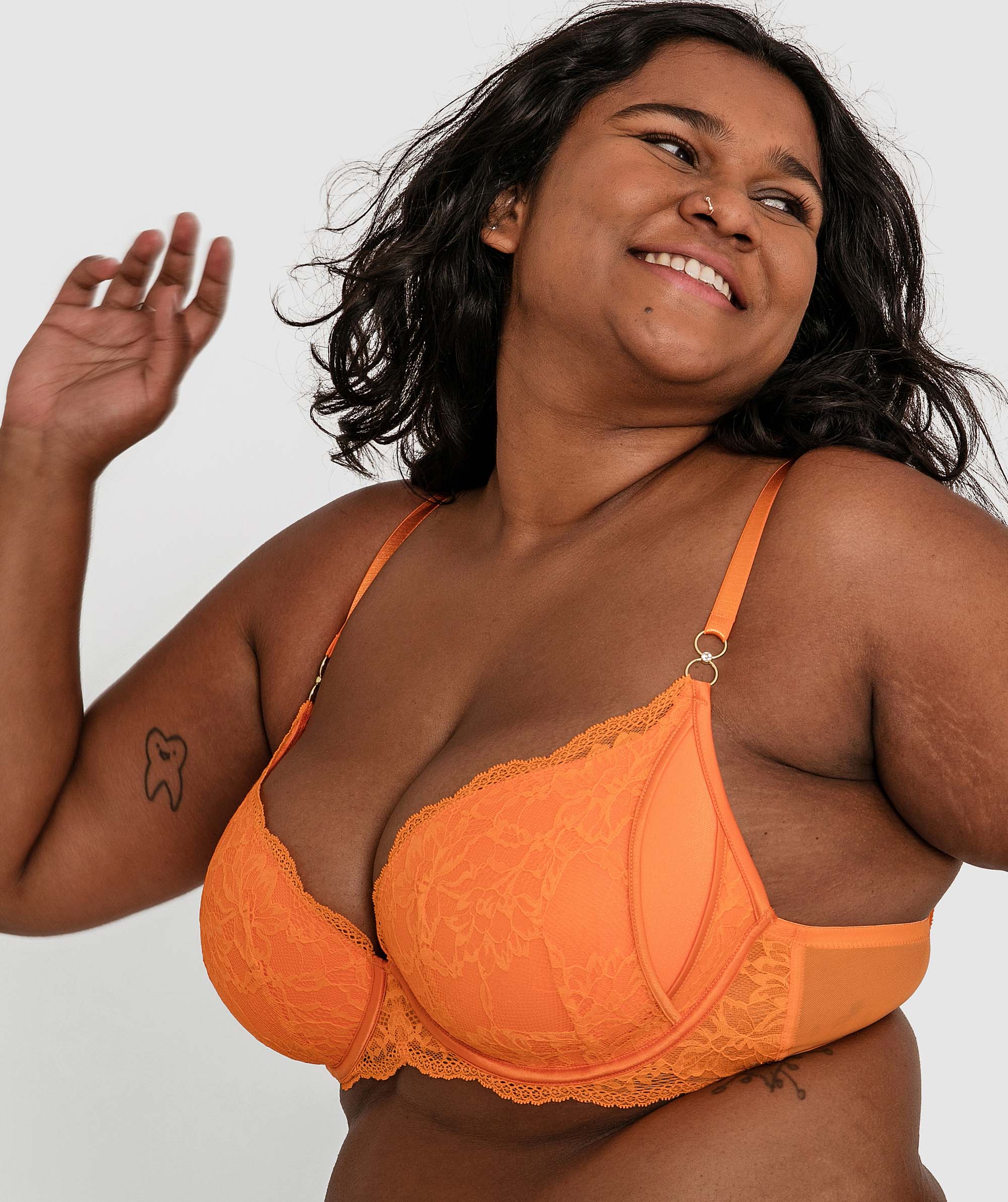Breeze Contour Plunge Bra - Orange