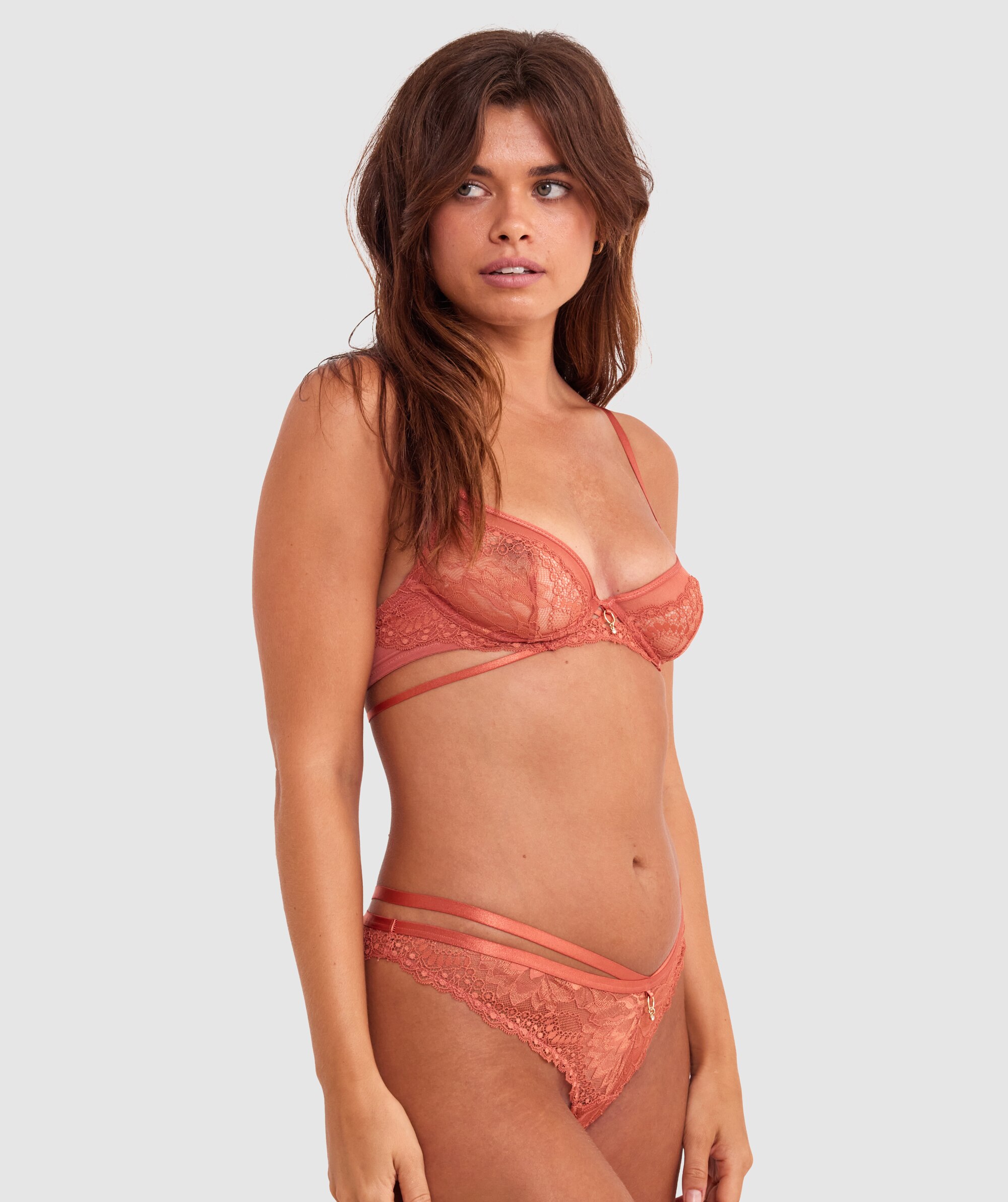 Cassidy Underwire Plunge Bra - Rust