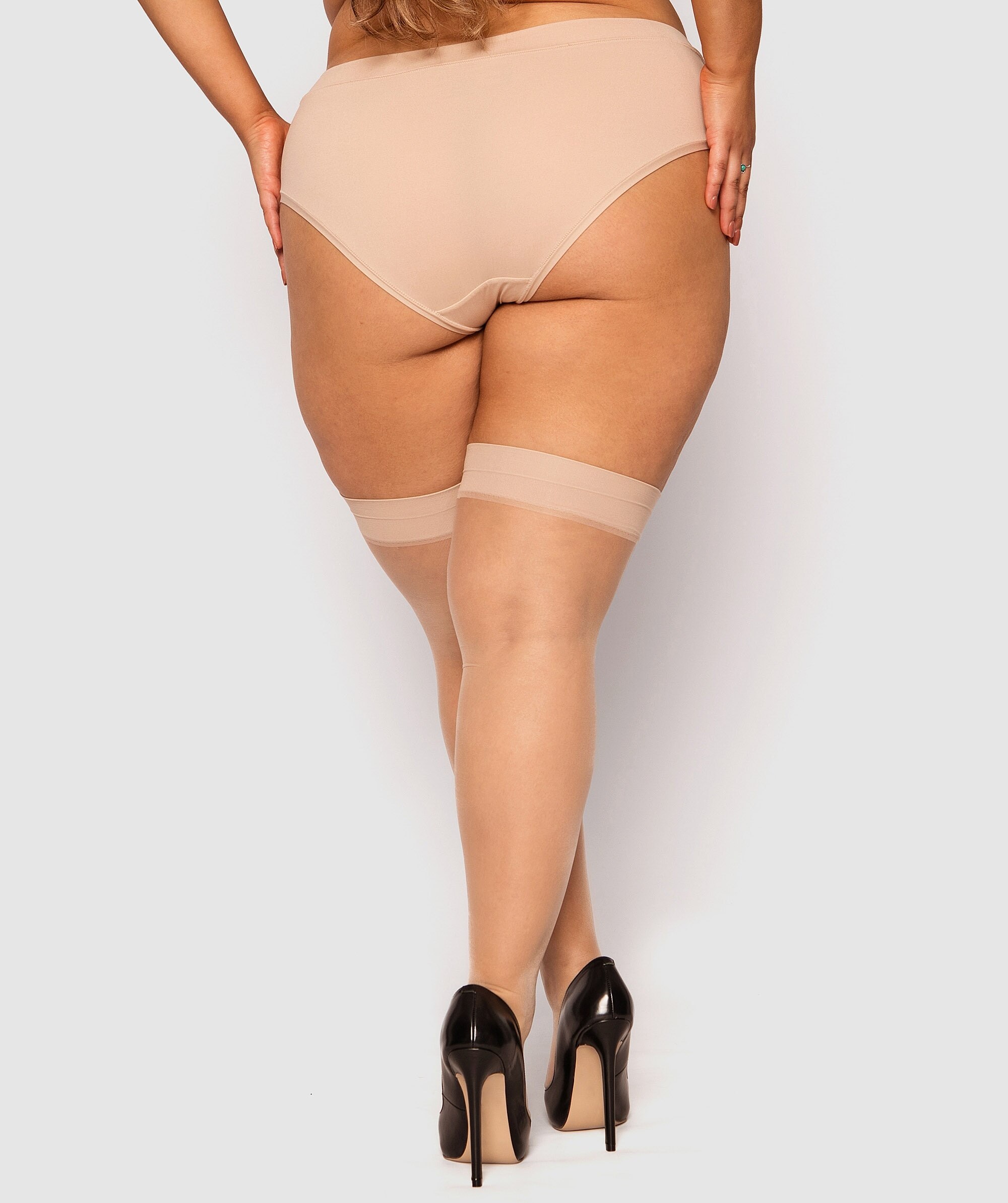Curvy Smooth Top Stay Up Stockings - Nude 2
