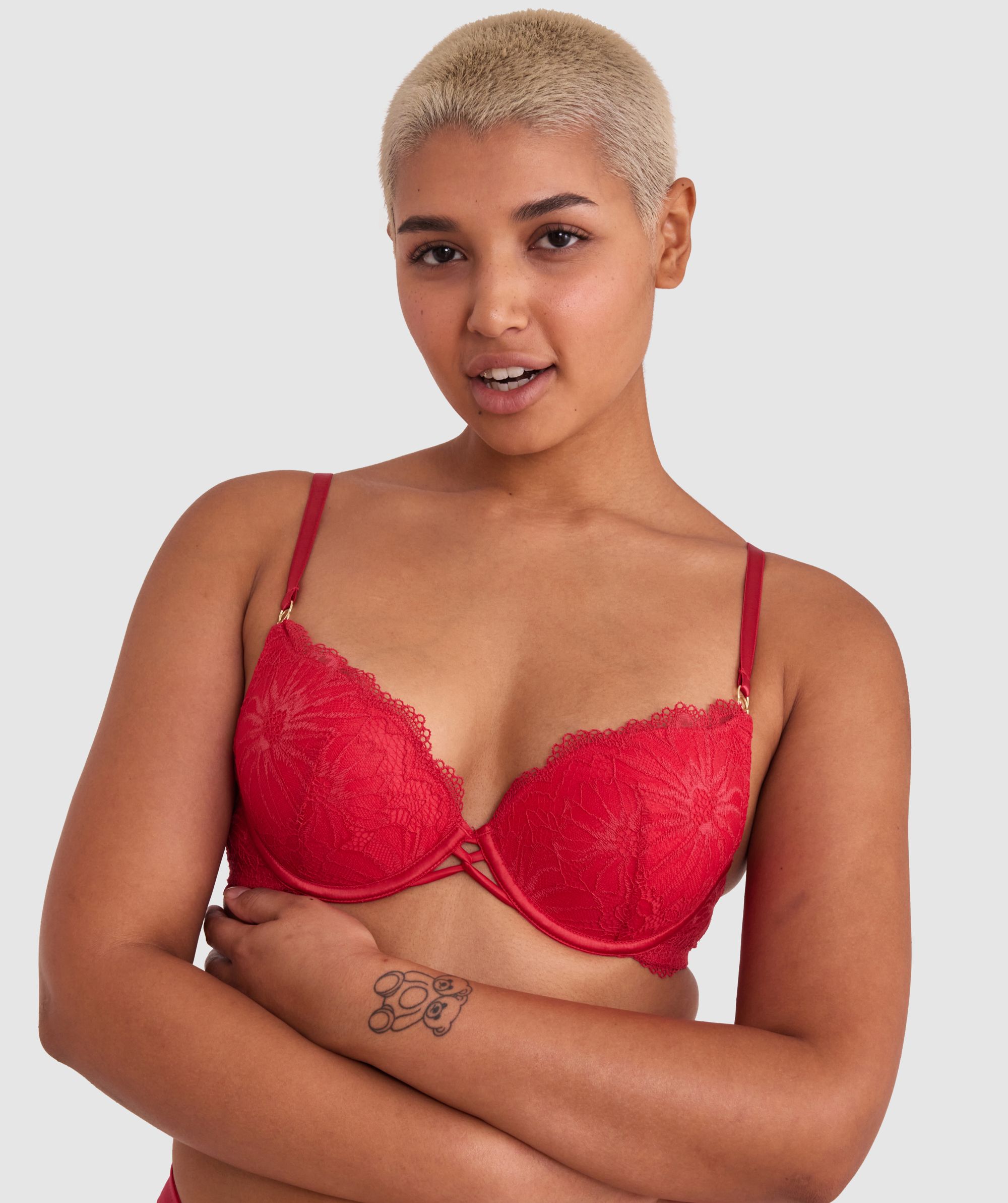 Buy Candyskin Red Under Wired Padded Push Up Bra for Women Online @ Tata  CLiQ