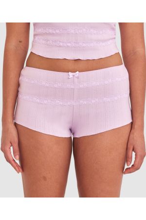 Shimma is wearing a 12 DD top and 12 bottom with bust 94cm/37in waist 70cm/27 1/2in and hip 107cm/42in. She stands at 175cm/5'9in.