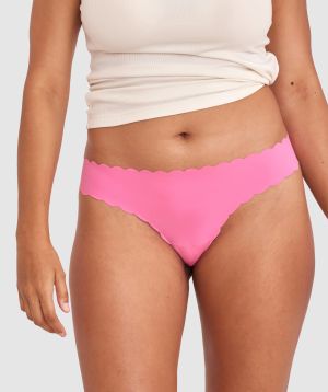 Smooth Comfort Scallop G String - Pink