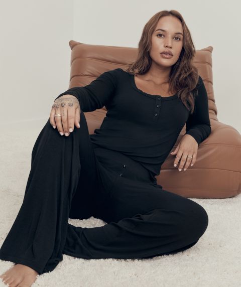 Body Bliss Lounge Long Sleeve - Black