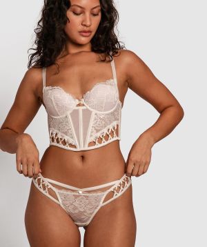 TANGA PANTIE SET SIZE 10D/12 Details about   BRAS N THINGS VAMP MIDAS CONTOUR BRA 