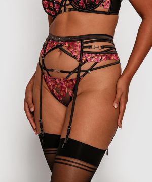 Vamp Self Love Suspender - Black