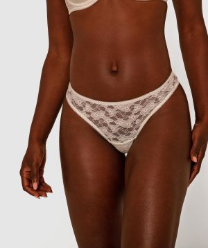 Shelly V String - Ivory