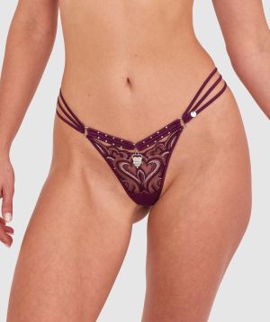 Vamp Love Hurts String - Berry