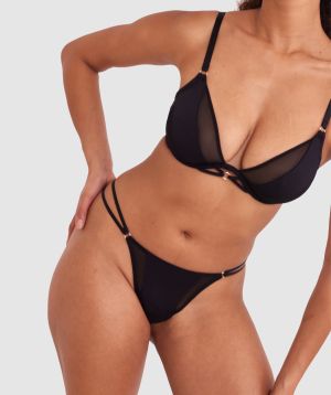 Bella High Leg String - Black