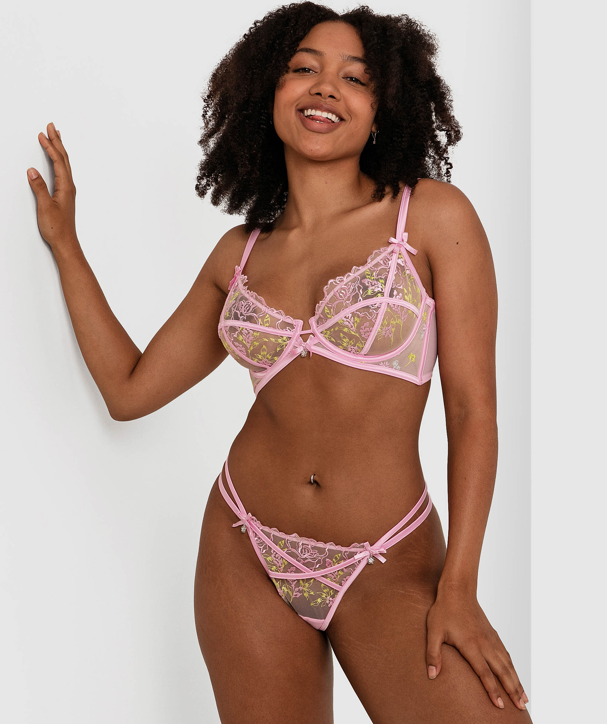 Enchanted Kisses In Kyoto Underwire Plunge Bra - Light Pink