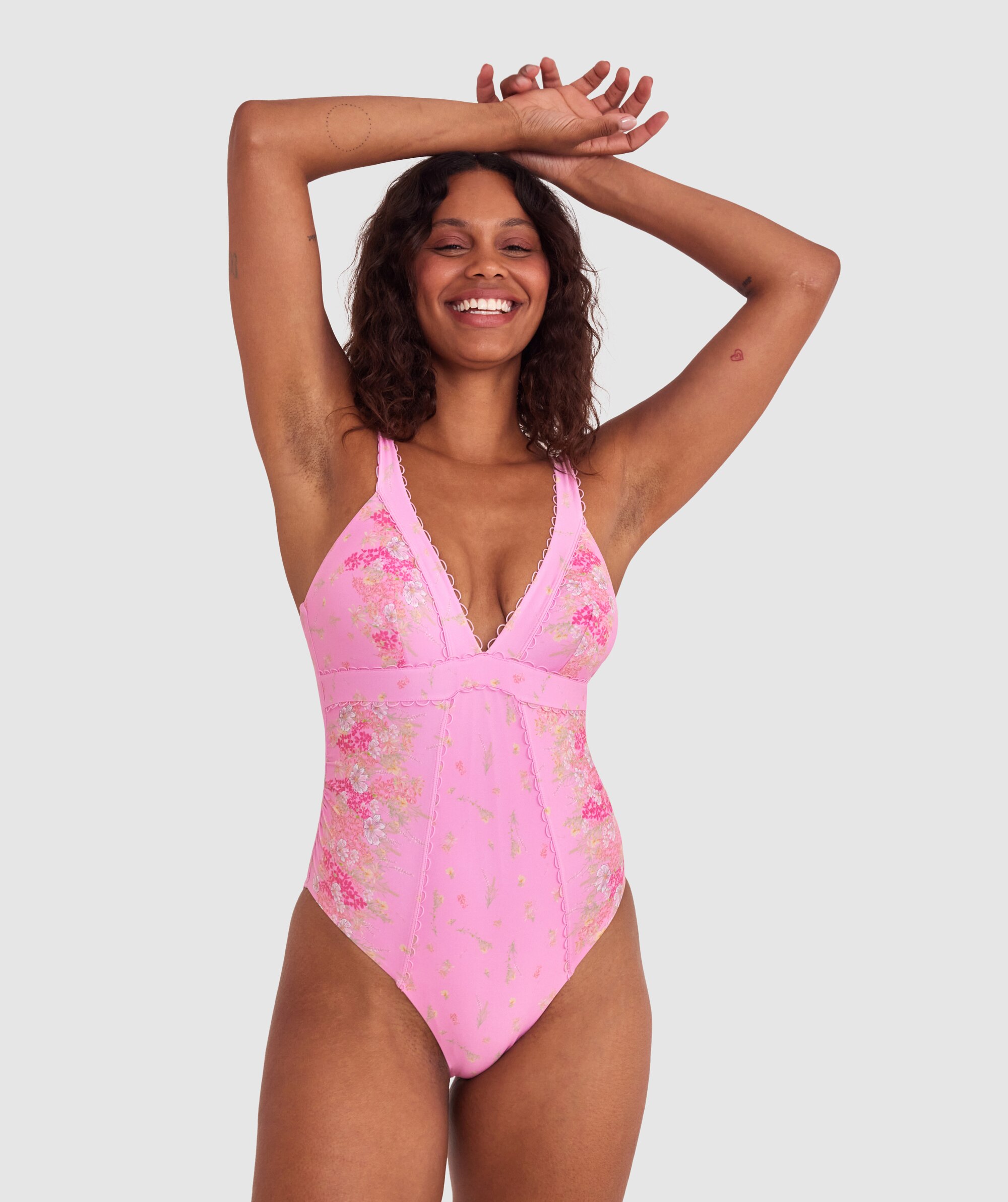 PISCESS ♥ Flower Stripe One-Piece Swimsuit /追跡付 PISCESS ♥ Flower Stripe One-Piece Swimsuit /追跡付