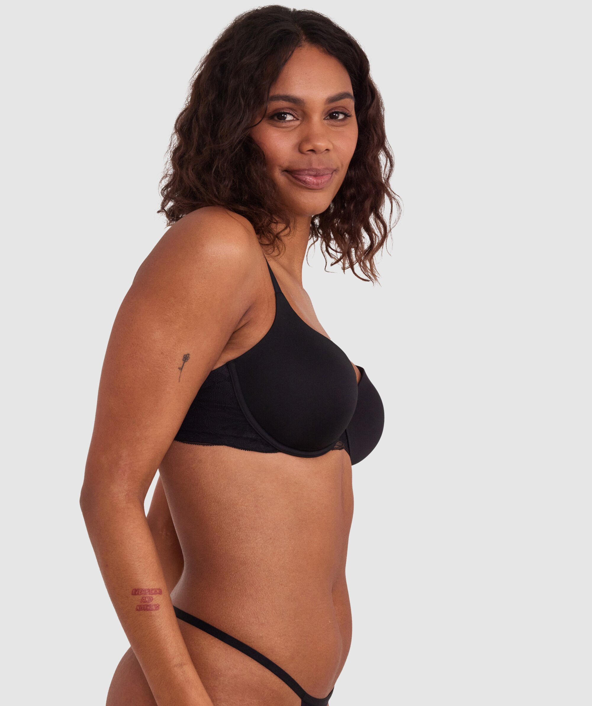 Everyday Luxe Contour Plunge Bra - Black