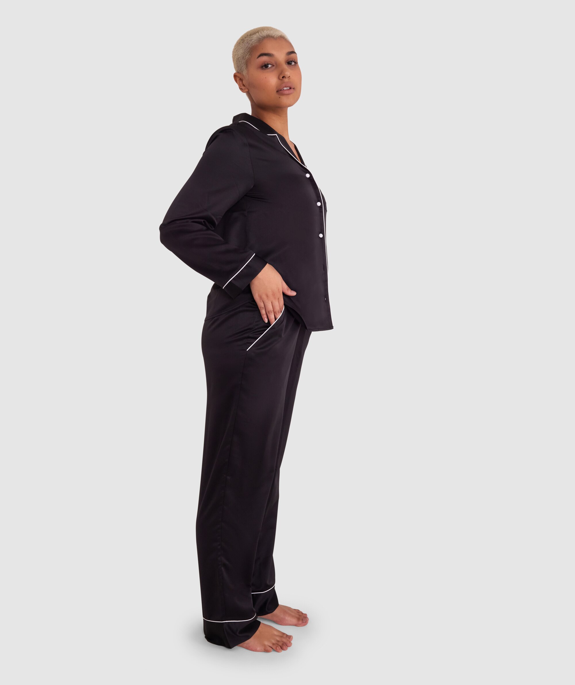 Liquid Satin Long Pant - Black