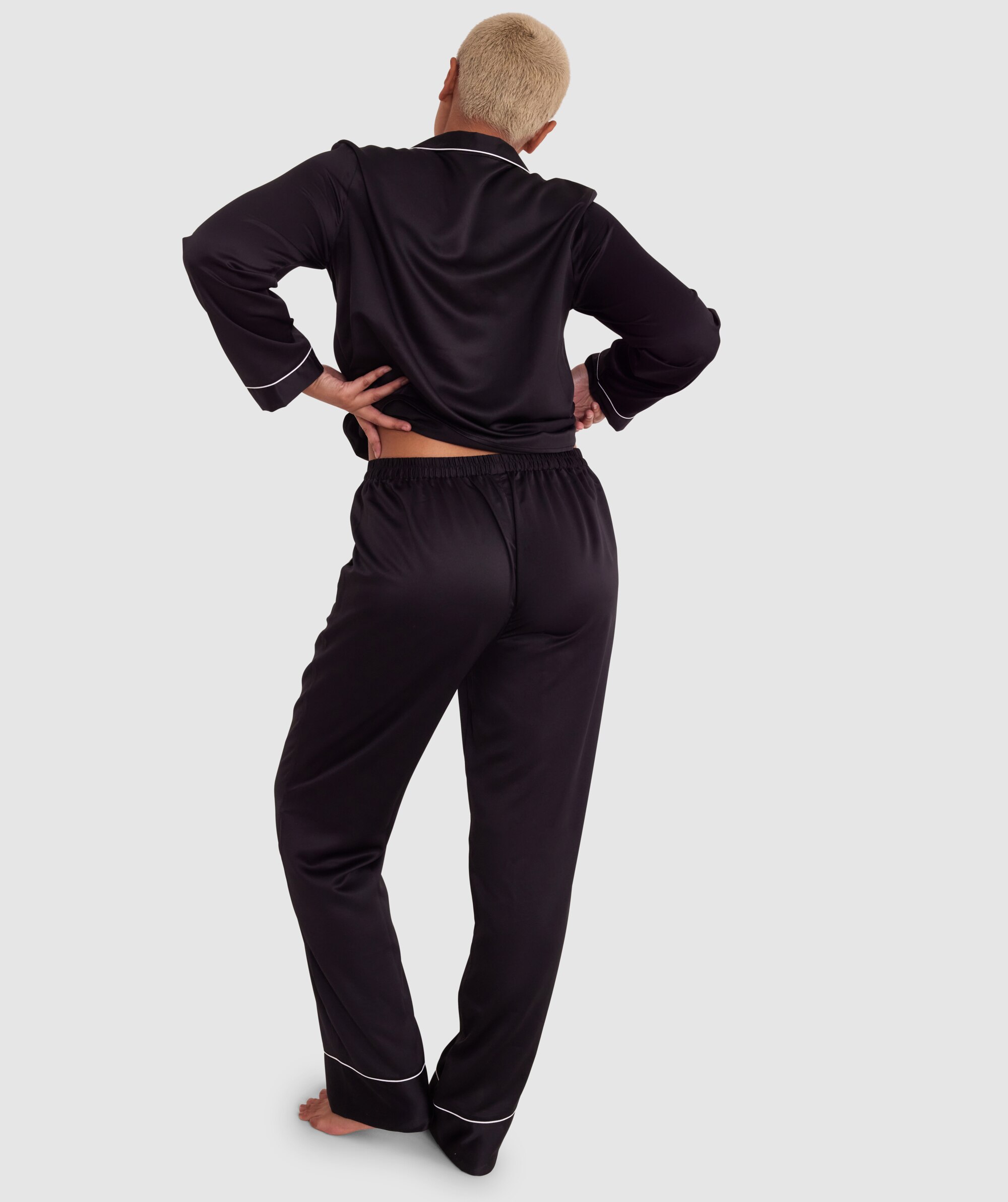 Liquid Satin Long Pant - Black