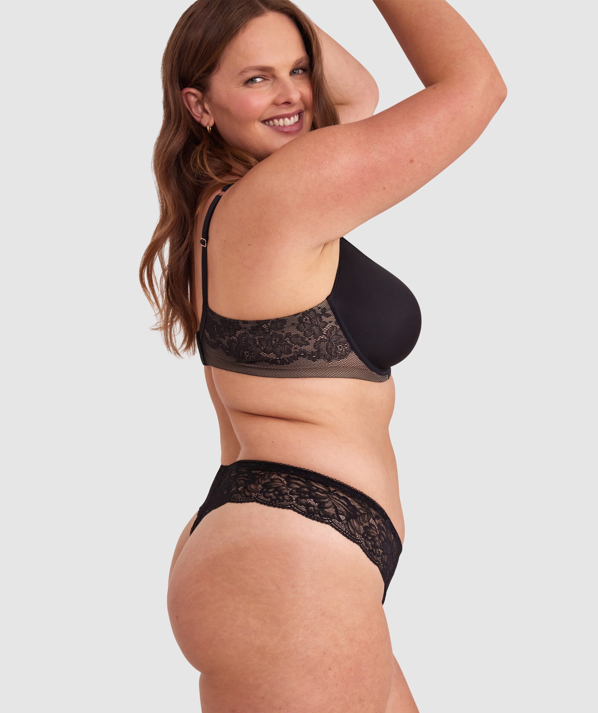 Pure Body Full Cup Bra - Black