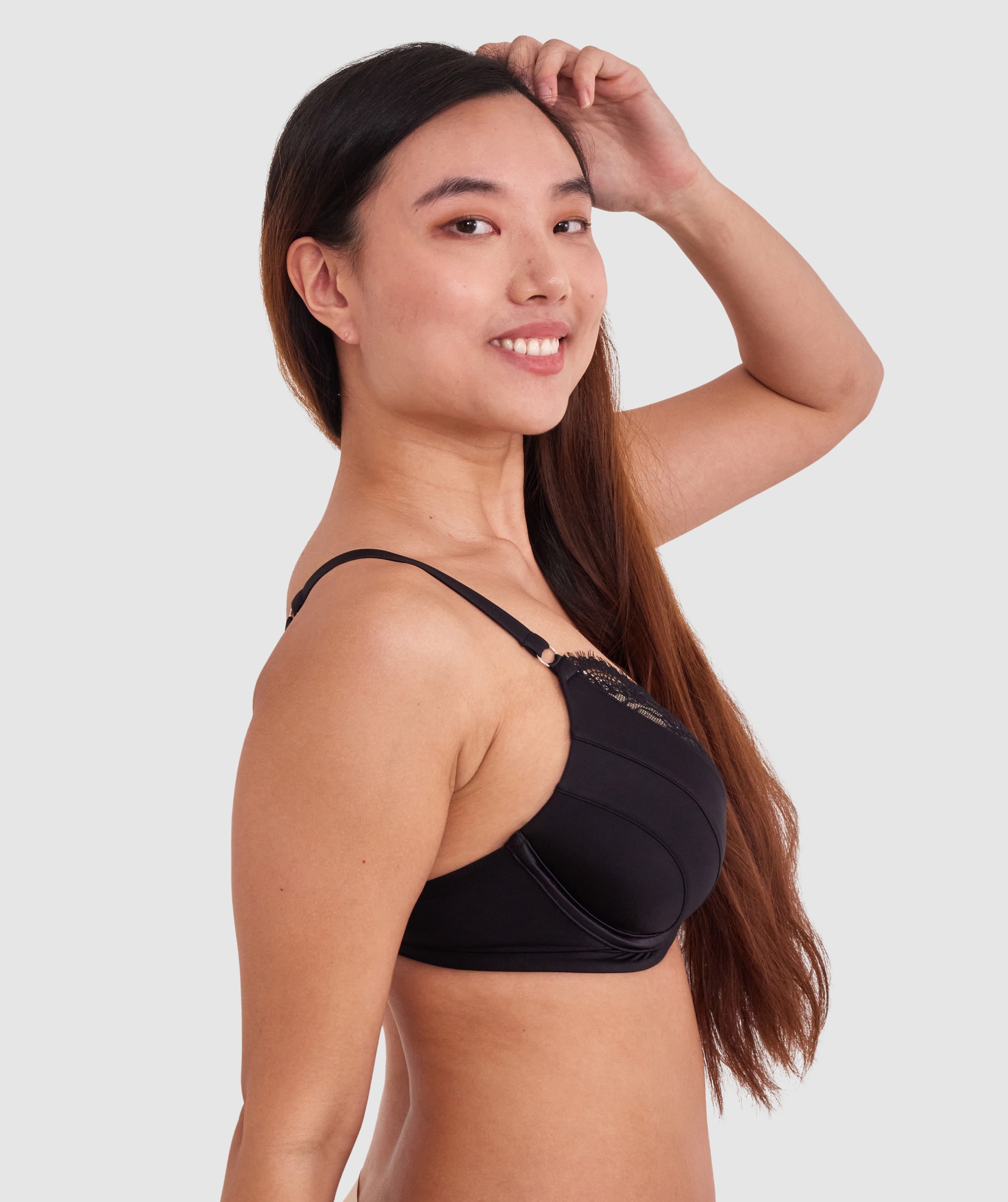 Revolve Removable Wire Full Cup Plunge Bra - Black