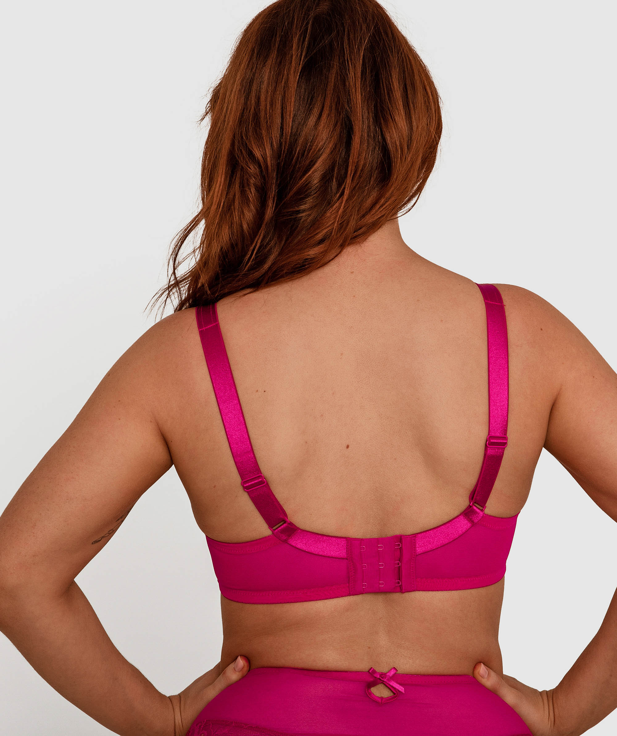 Robyn Curvy Balconette Bra - Fuchsia Pink