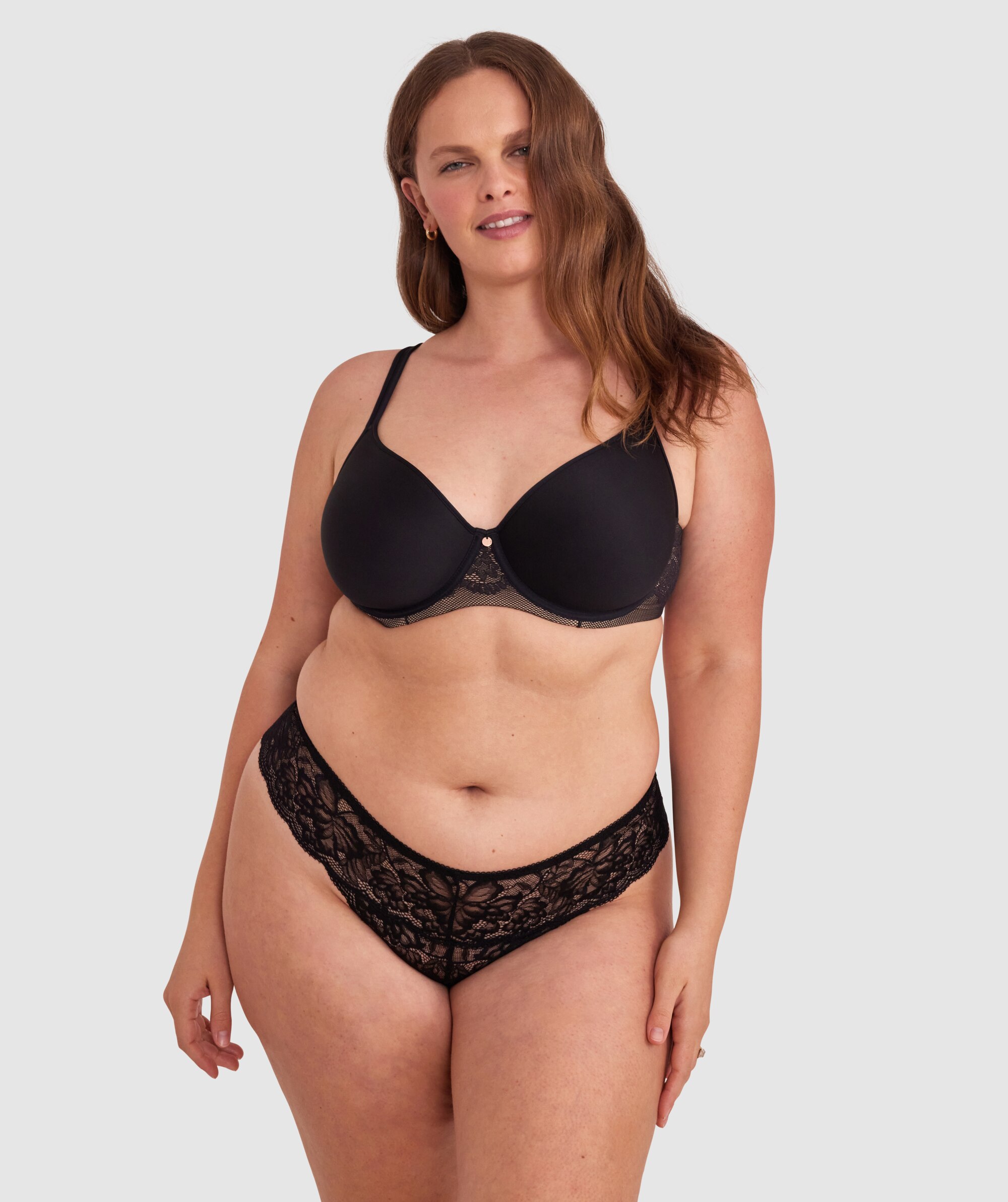 Romance V String Knicker - Black