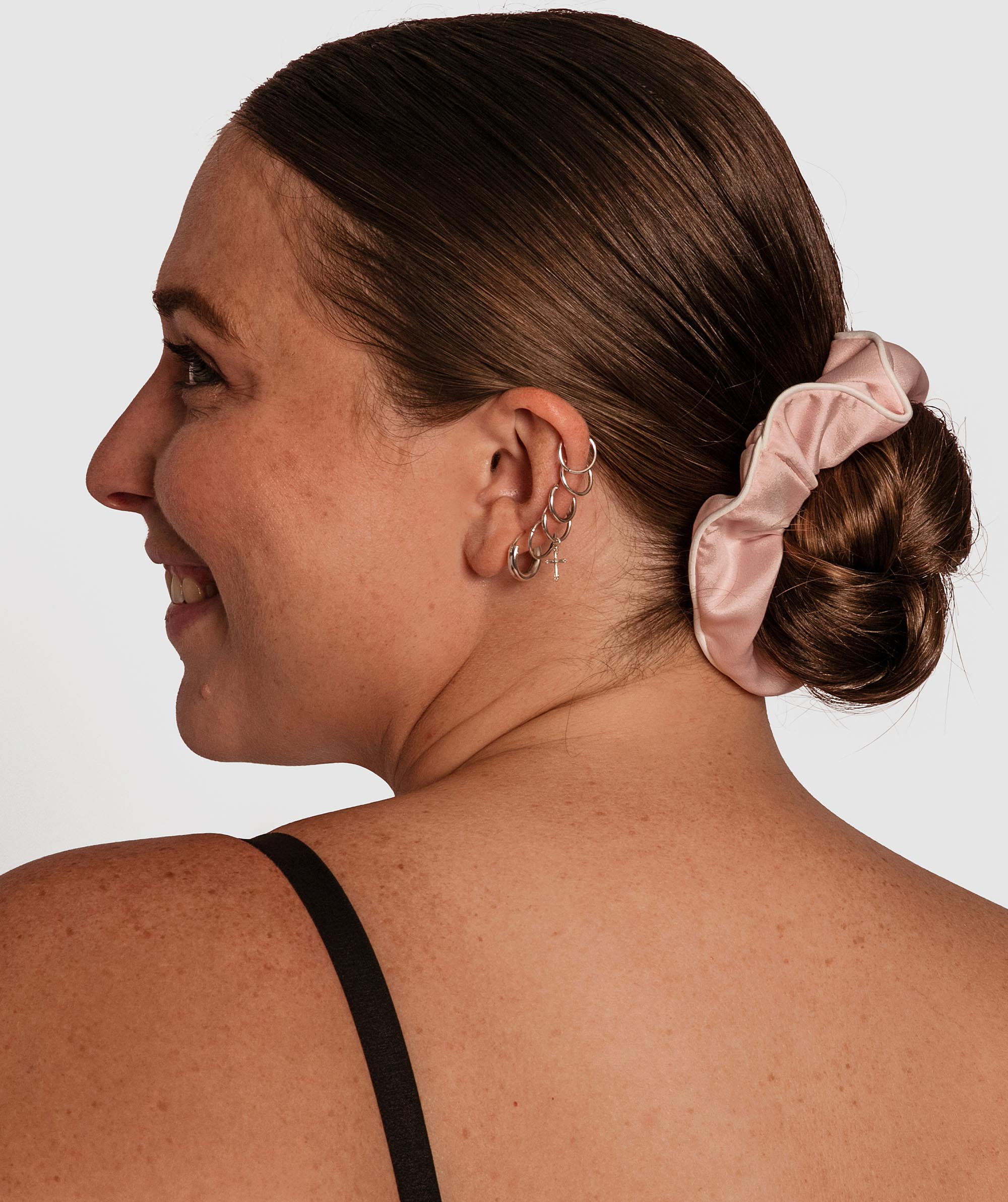 Scrunchie With Piping - Light Pink