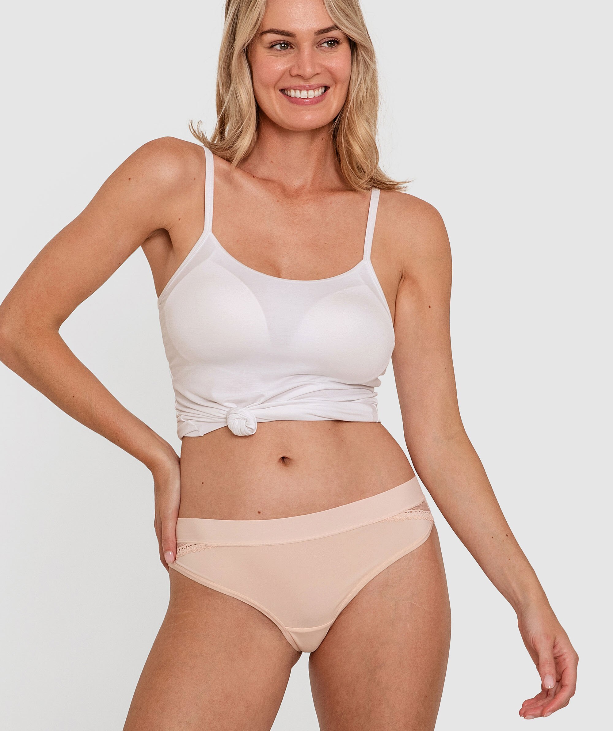 Smooth Luxe Brazilian Knicker - Blush Pink