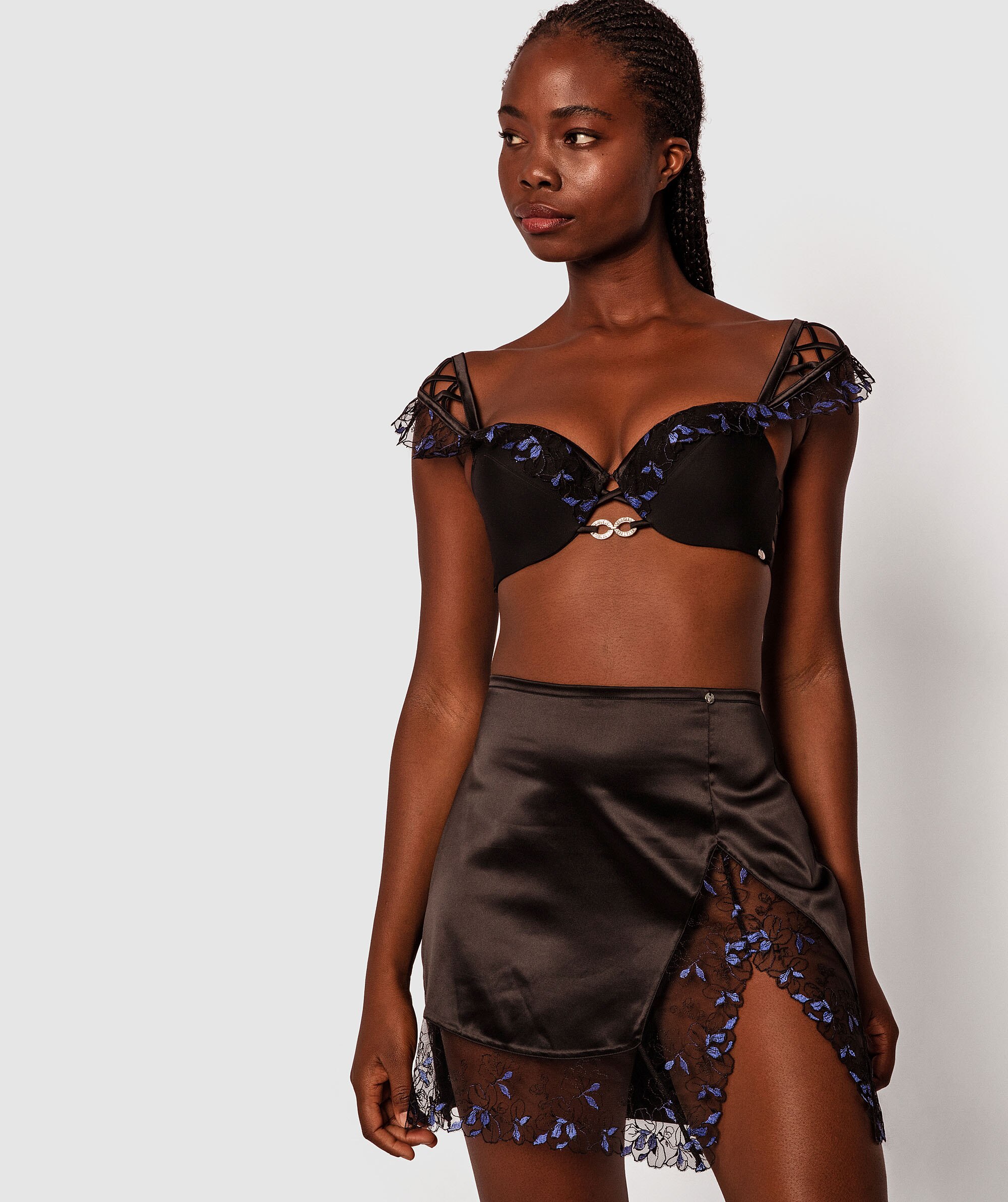Vamp Turning Heads Push Up Bra - Black